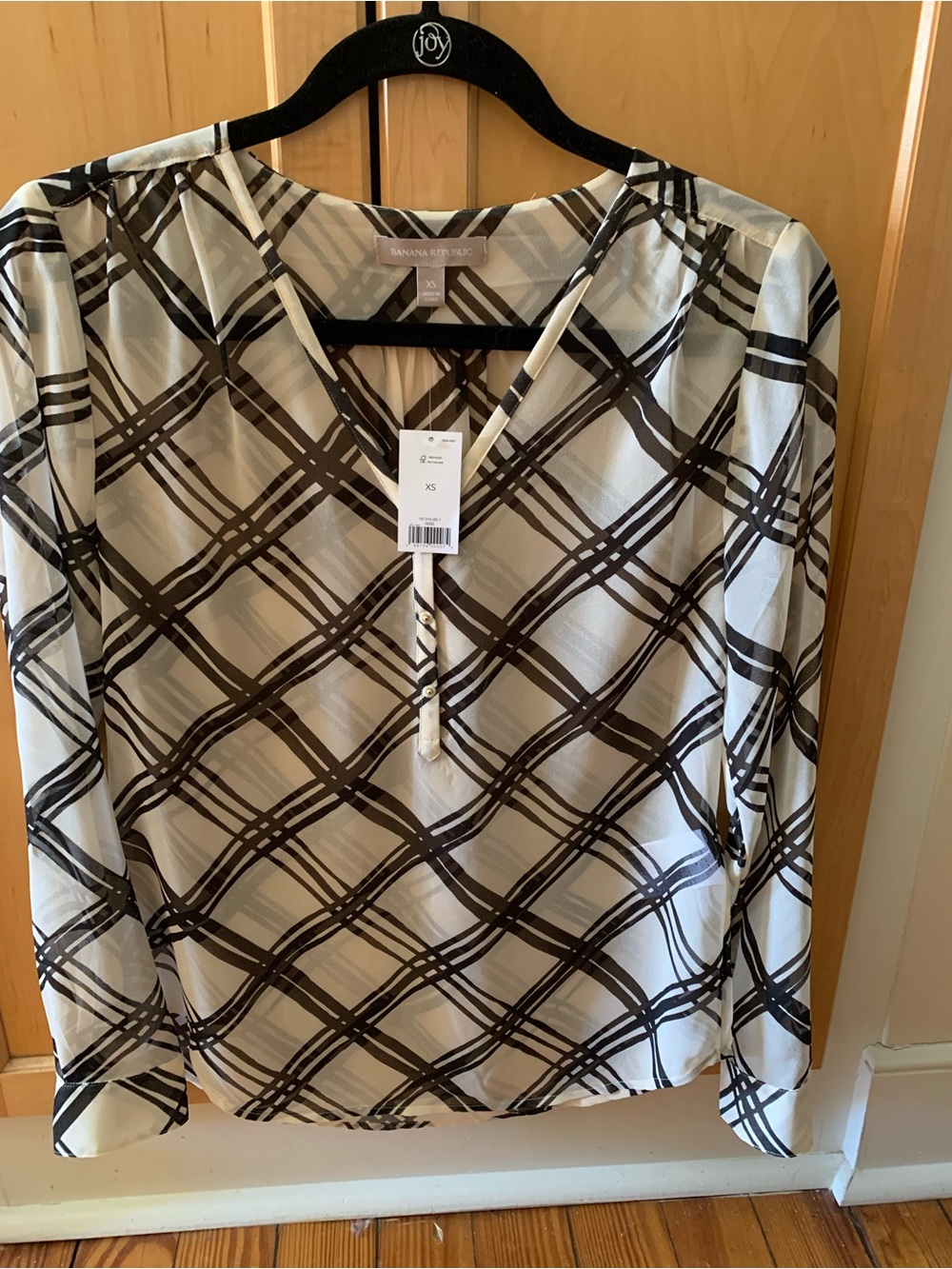 Banana Republic Cream and Black Plaid V-Neck Henley Blouse